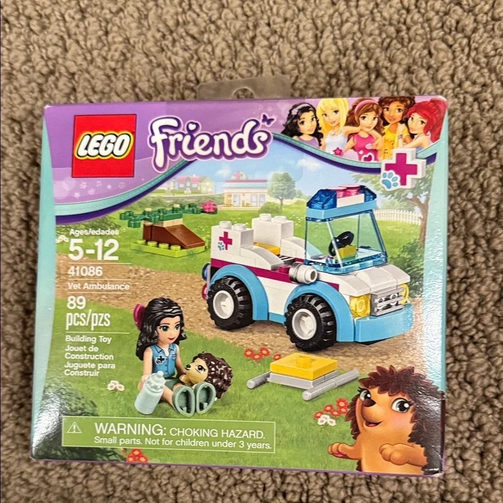 Lego Friends vet ambulance #41086 set 89 pieces new in sealed box